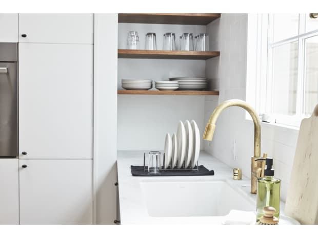Sink and kitchen cabinet