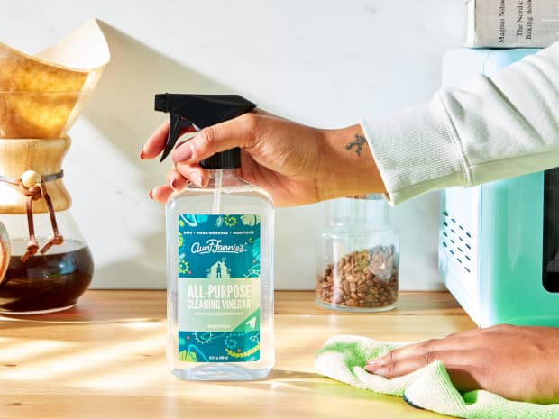Image of Aunt Fannie's. all purpose cleaning vinegar